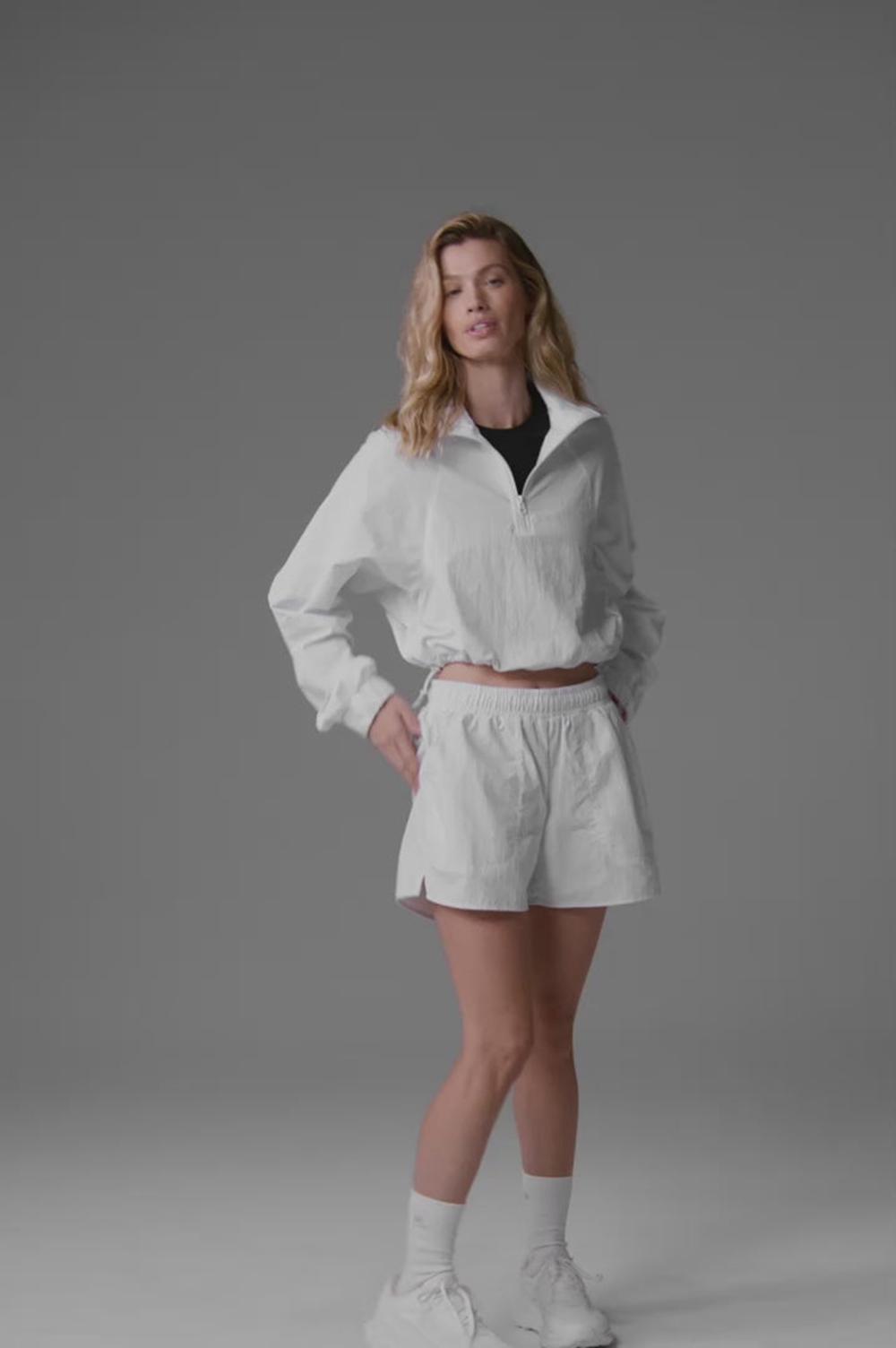White Alo Yoga Alumni Women Short | KSA  CKD463520