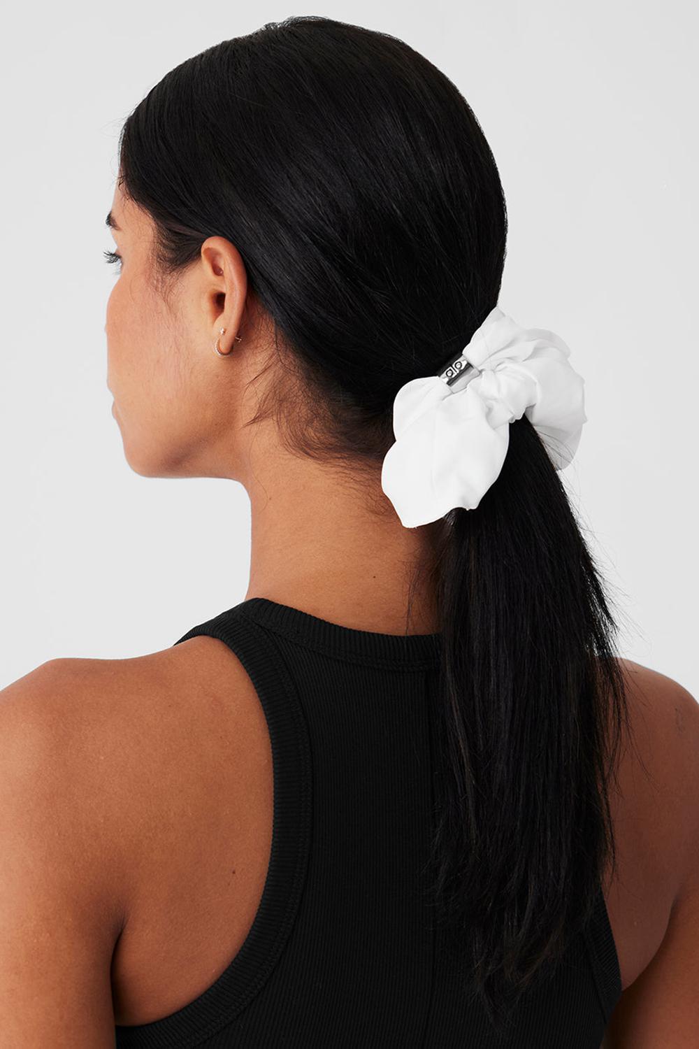 White Alo Yoga Bead It Oversized Women Scrunchie | KSA  FQK250781
